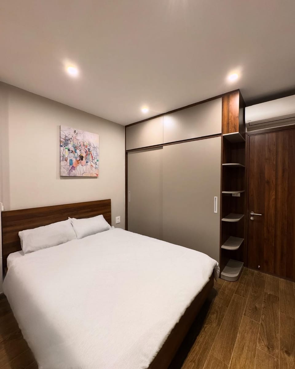 Studio 3 ByhomeLinh Phố Cổ Hoàn Kiếm Vacation rental in Hanoi