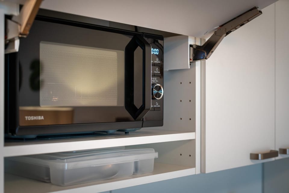 Kitchen or kitchenette, microwave, kitchen, kitchen