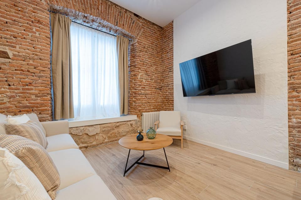 TV and multimedia, Living room, Seating area
