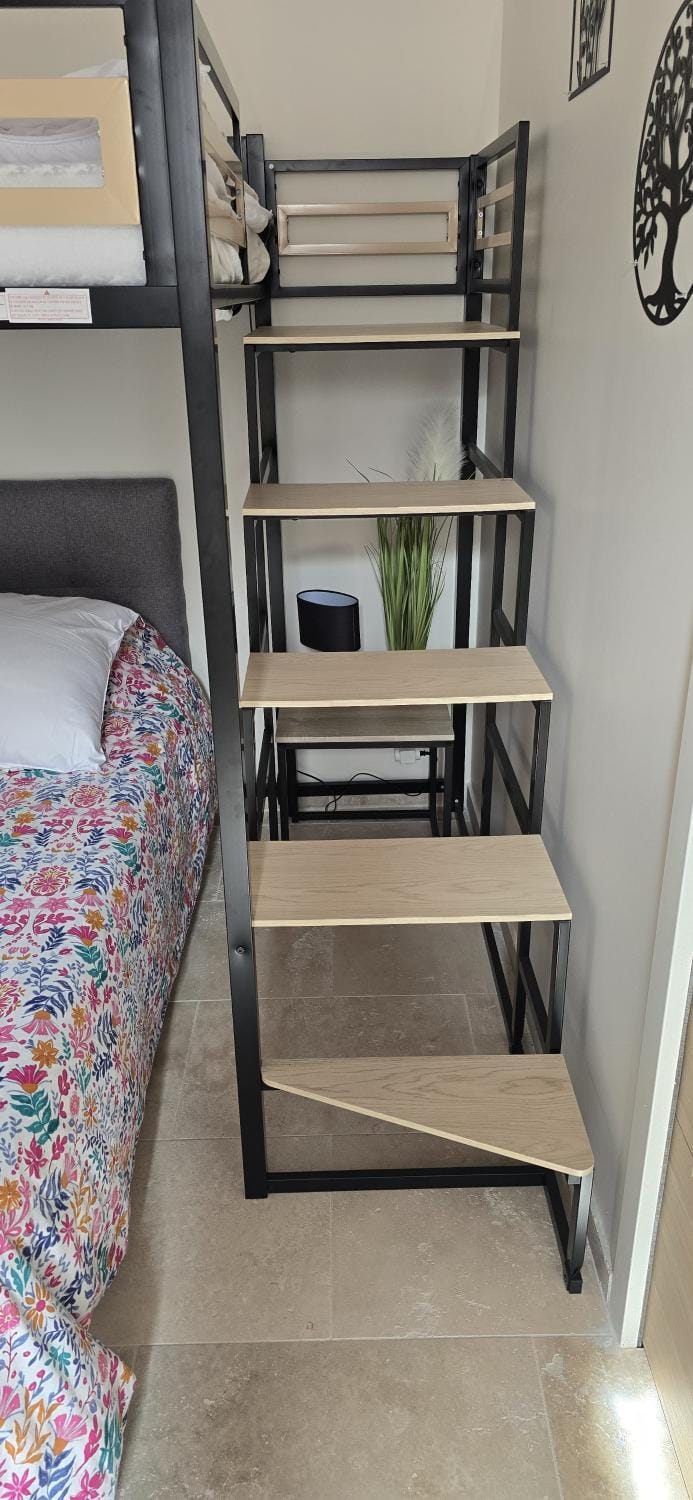 bunk bed