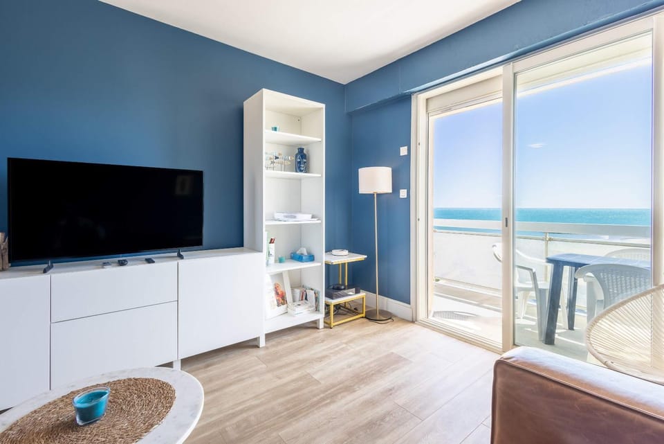 Appartement Vue Mer avec Terrasse, a Deux Pas de la Plage Apartment in Occitanie