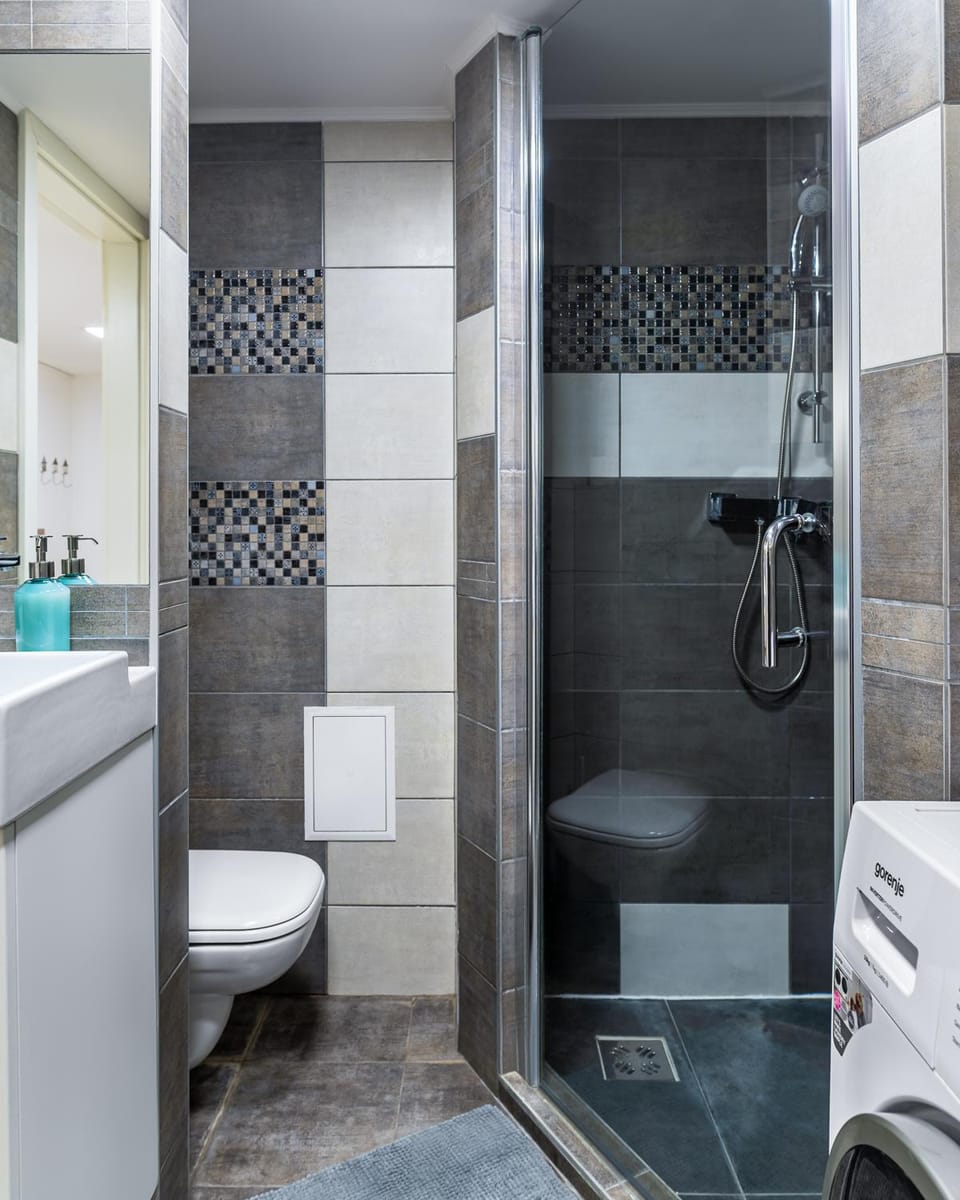 Shower, Bathroom