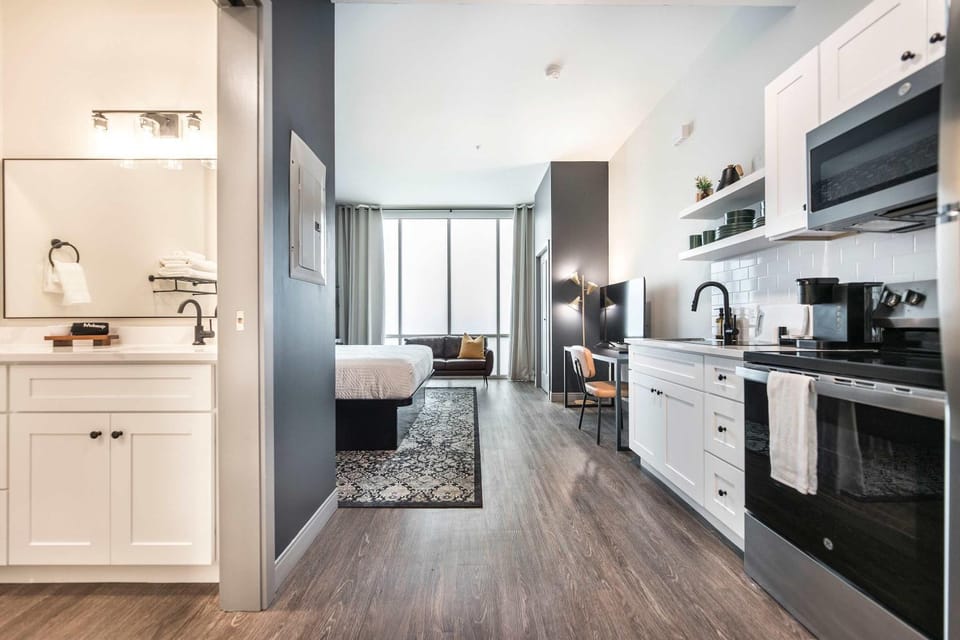 Playful & Bold Stay Steps from Capricorn Studios Apartment in Macon