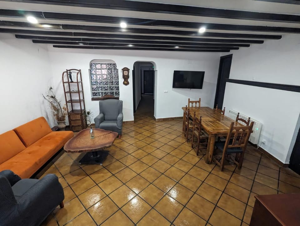 Communal lounge/ TV room, Internal: Not applicable to any particular room