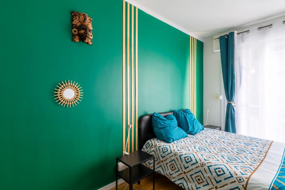 Bed, Decorative detail