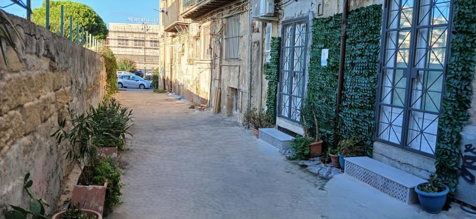 Property building, Street view