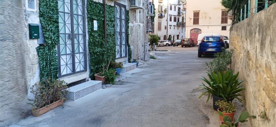 Property building, Street view