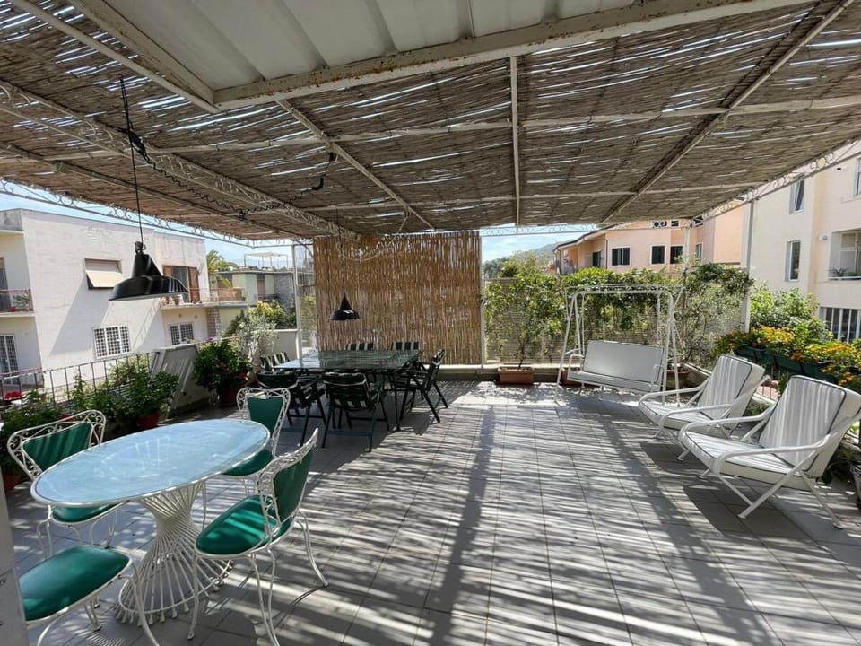 Sea Breeze beachfront home Apartment in Gaeta