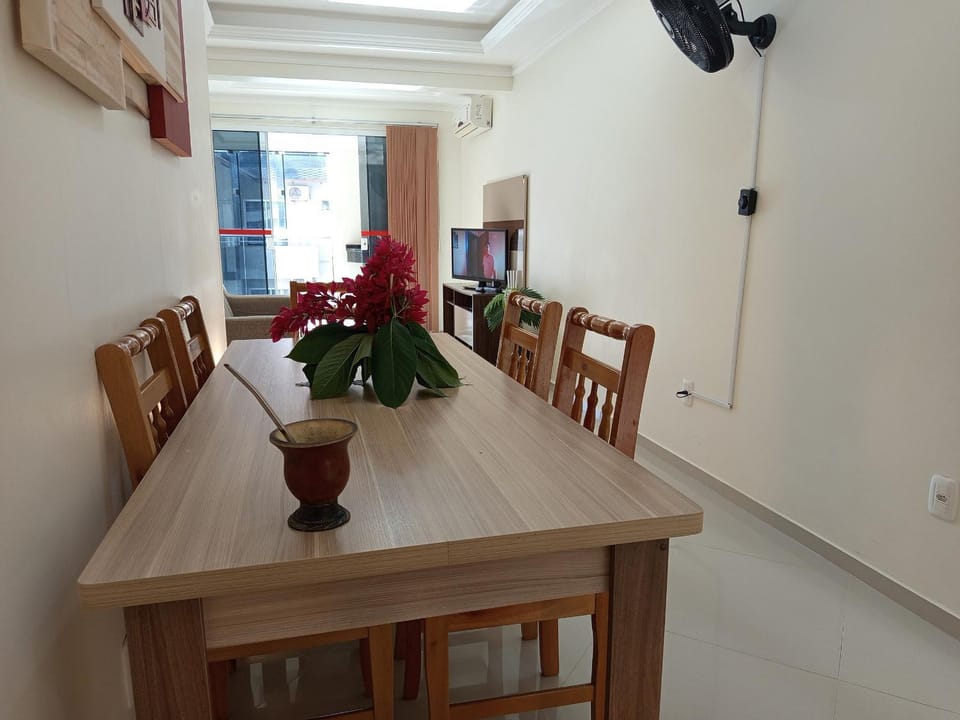Apto climatizado 302 centro de Piratuba SC Apartment in State of Santa Catarina