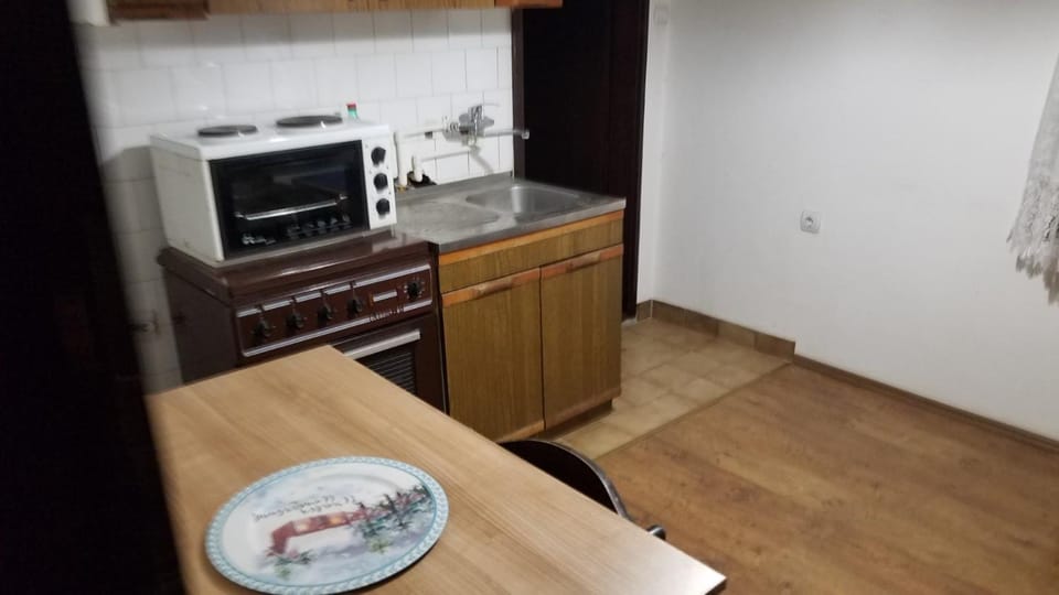 Etno Ograde Villa in Serbia