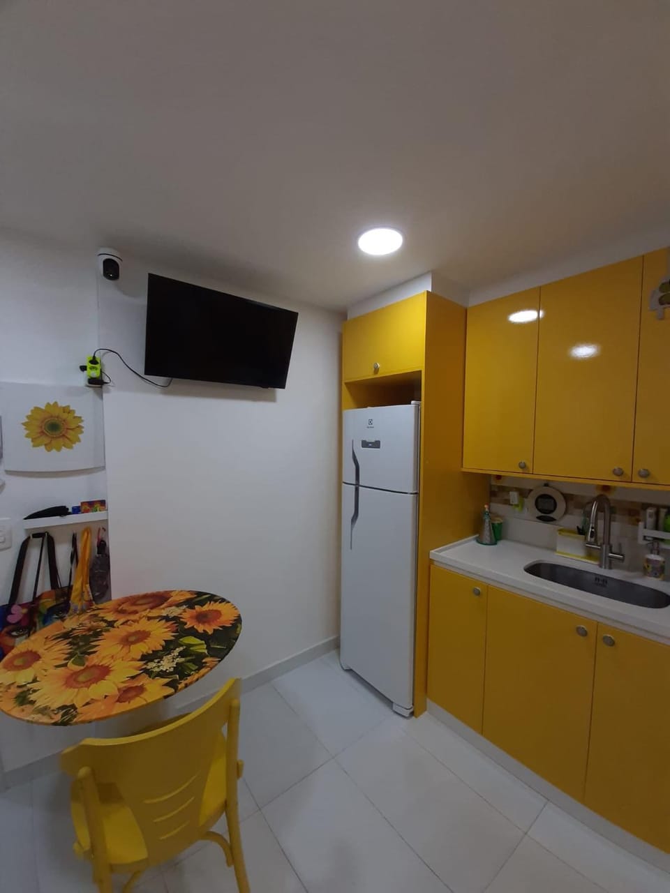 Quarto confortável pertinho da praia Vacation rental in Rio de Janeiro
