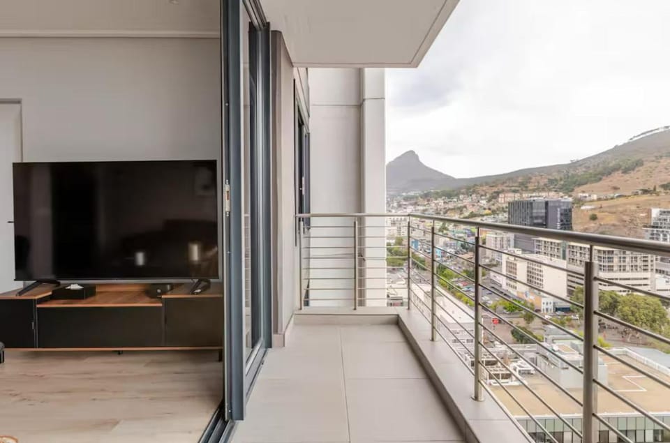 Luxury&Comfort Cape Town Gateway Apartment in Cape Town