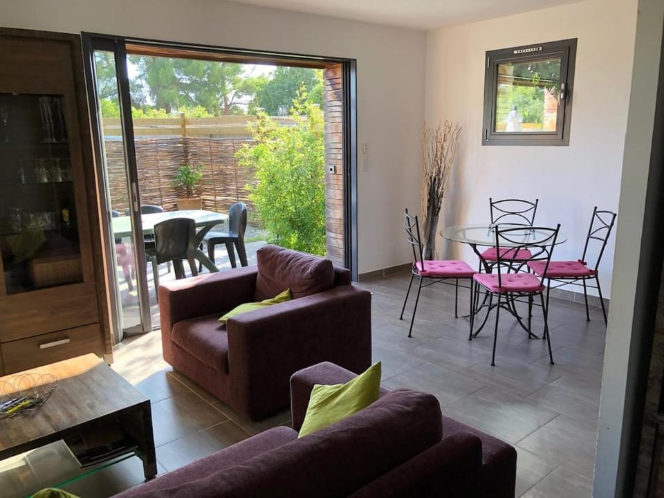 Villa l'Enchantement Apartment in La Ciotat