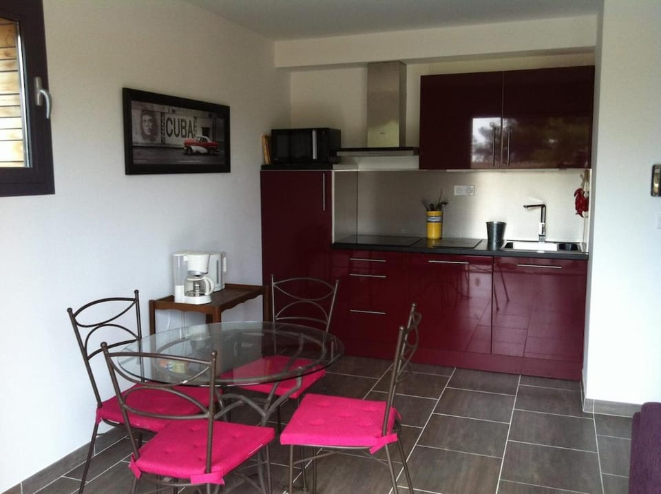 Villa l'Enchantement Apartment in La Ciotat