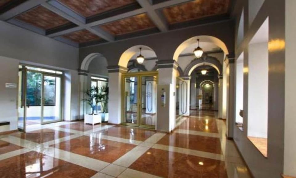 Beautiful studio with parking place Massena Apartment in Nice