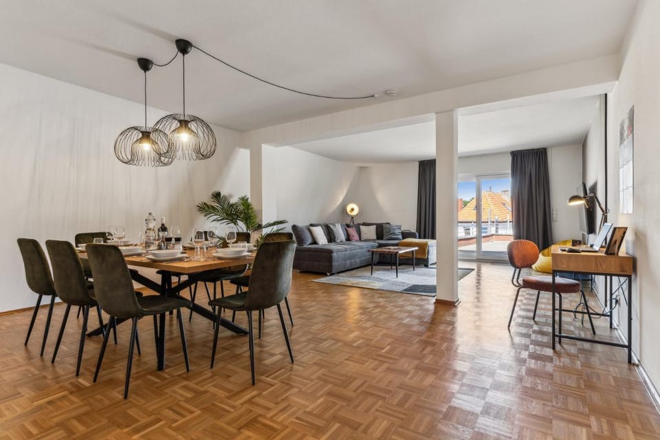 Living room, Seating area, Dining area