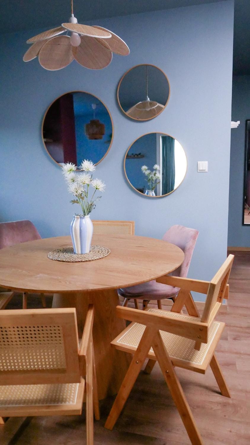Blue Apartment with balcony - self check-in Apartment in Warsaw