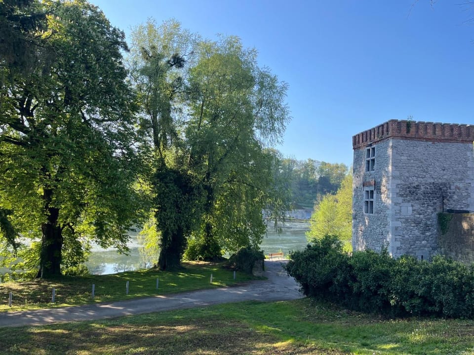 Tour de château à Barbençon House in Wallonia, Belgium