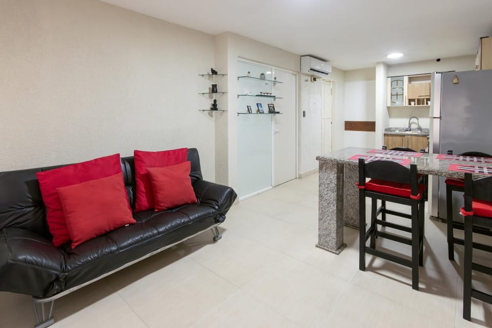 Living room, pet friendly