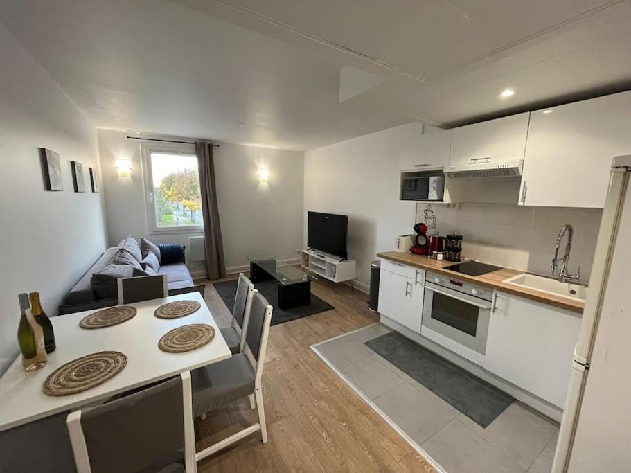 L'aile du Moulin Apartment in Magny-le-Hongre