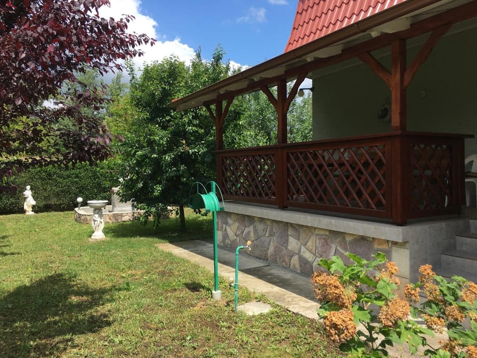 Fahal Guesthouse House in Hungary