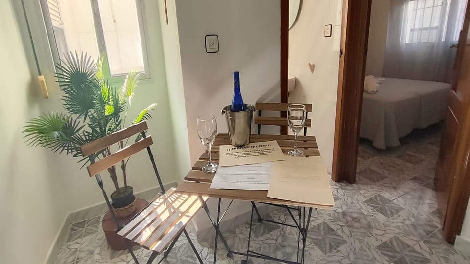 Bed, Living room, Dining area