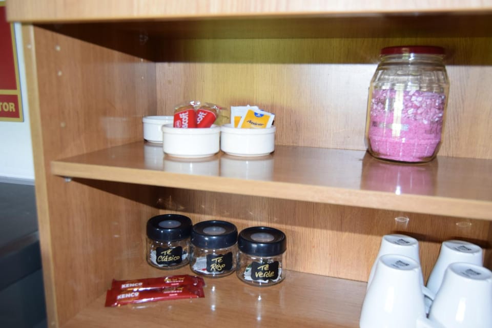 Coffee/tea facilities