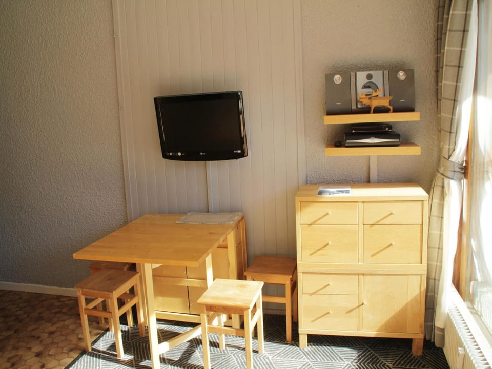 Property building, Living room, Other