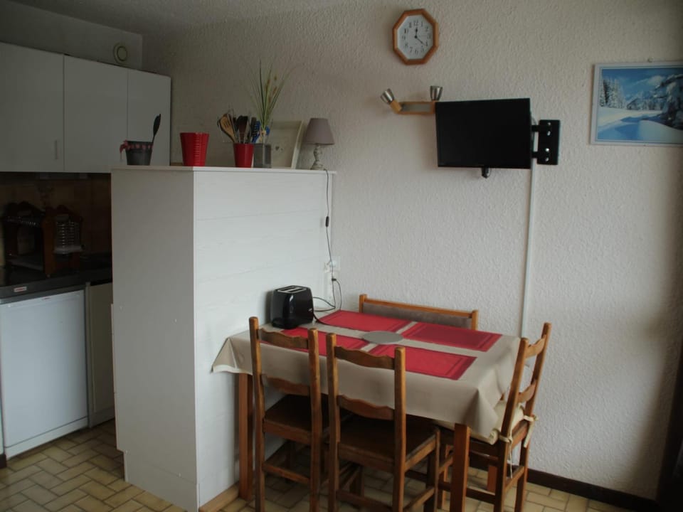 Property building, Other, Dining area