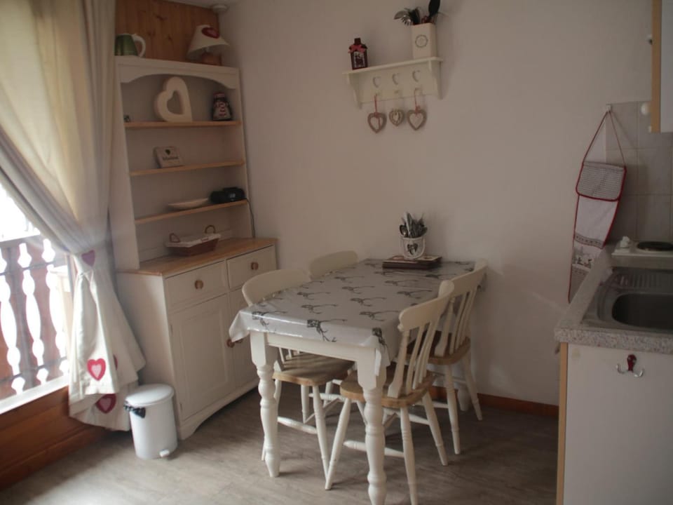 Property building, Other, Dining area