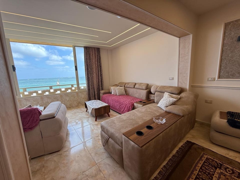 Natural landscape, Living room, Seating area