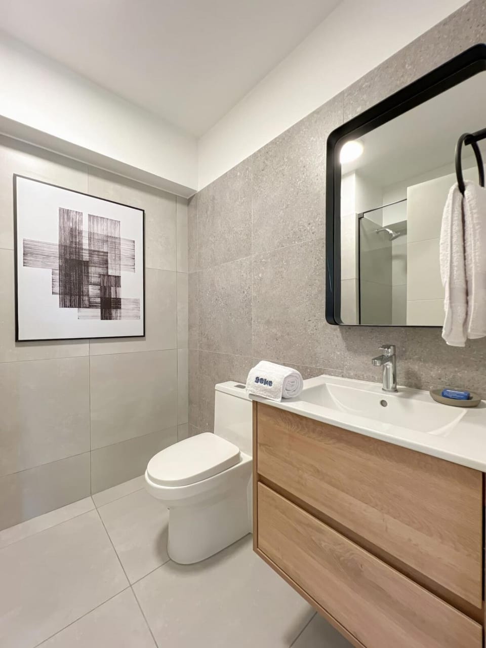 Shower, Toilet, Bathroom, towels