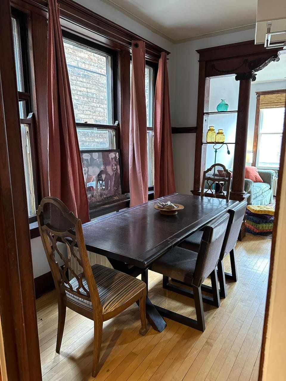 Friendly Abbey Road Retreat Apartment in Berwyn