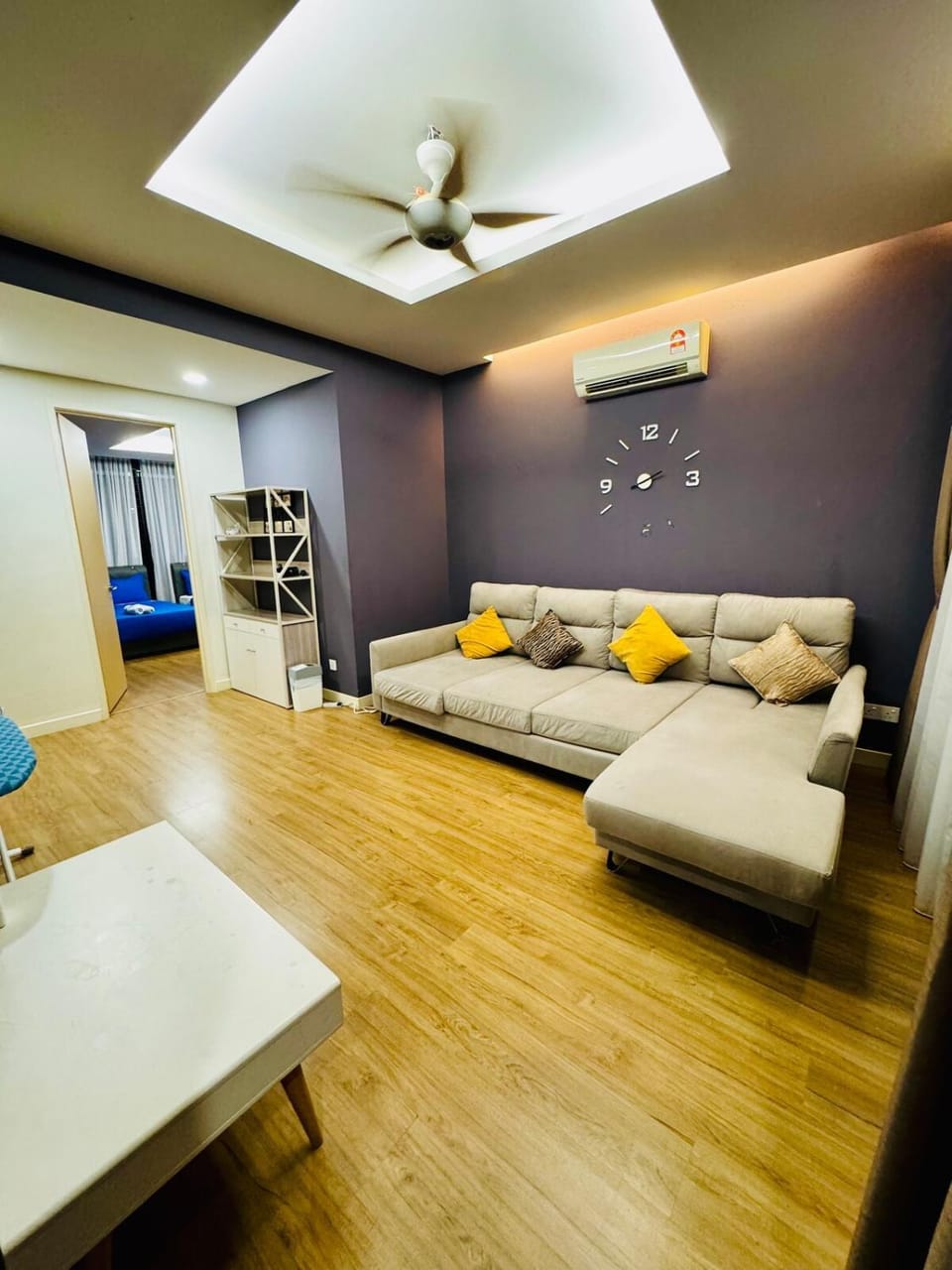 Opulent Villa for 20pax BBQ, Steps to Beach Market Villa in Batu Ferringhi, Penang, Malaysia