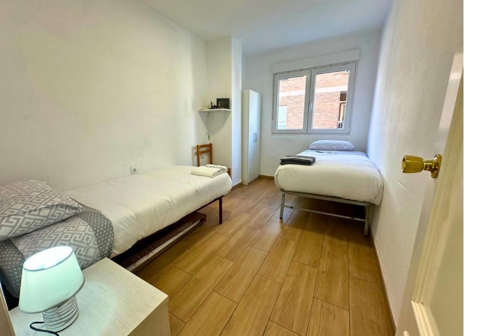 Casa Luna: Apartamento zona Acequión Apartment in Torrevieja