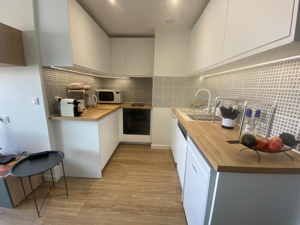 Studio Cabine Bord de Mer avec WiFi et Parking - FR-1-374-234 Cabin in Arcachon