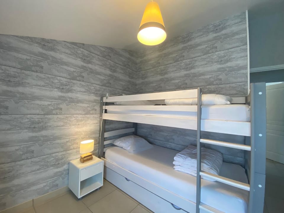 Jolie Villa pour 6 Pers., proche Plage, avec WIFI à La Tranche-sur-Mer - FR-1-22-380 House in La Tranche-sur-Mer