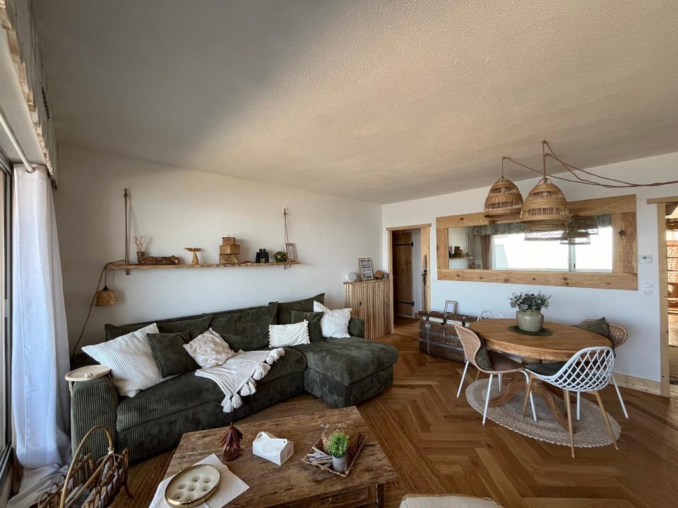 Arcachon - Appartement T3 avec Terrasse, Vue Mer et Parking - FR-1-319-593 Apartment in Arcachon