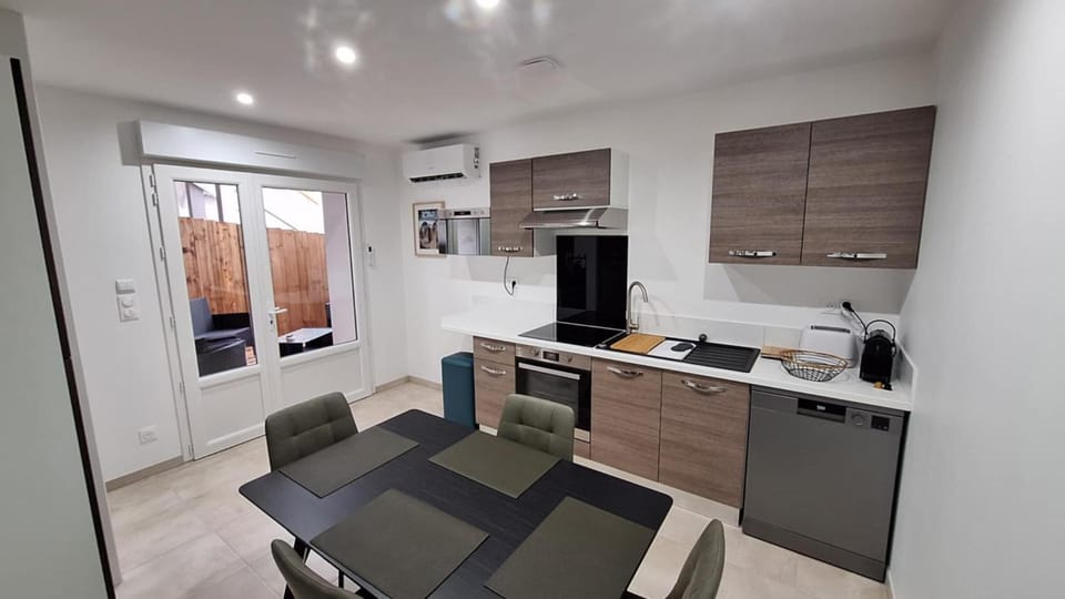 L'évasion Apartment in Nouvelle-Aquitaine