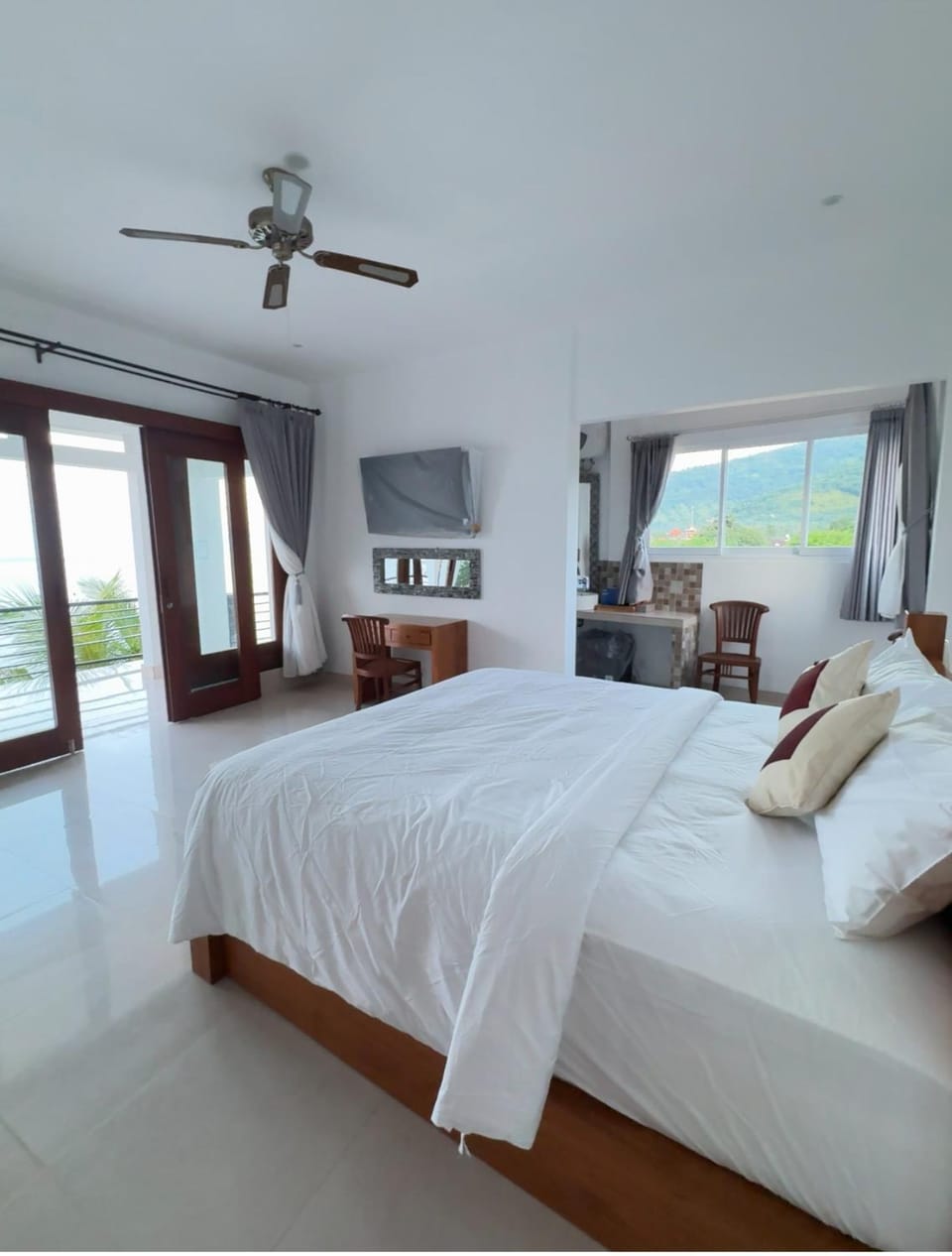 Martika Beach Hotel in Abang