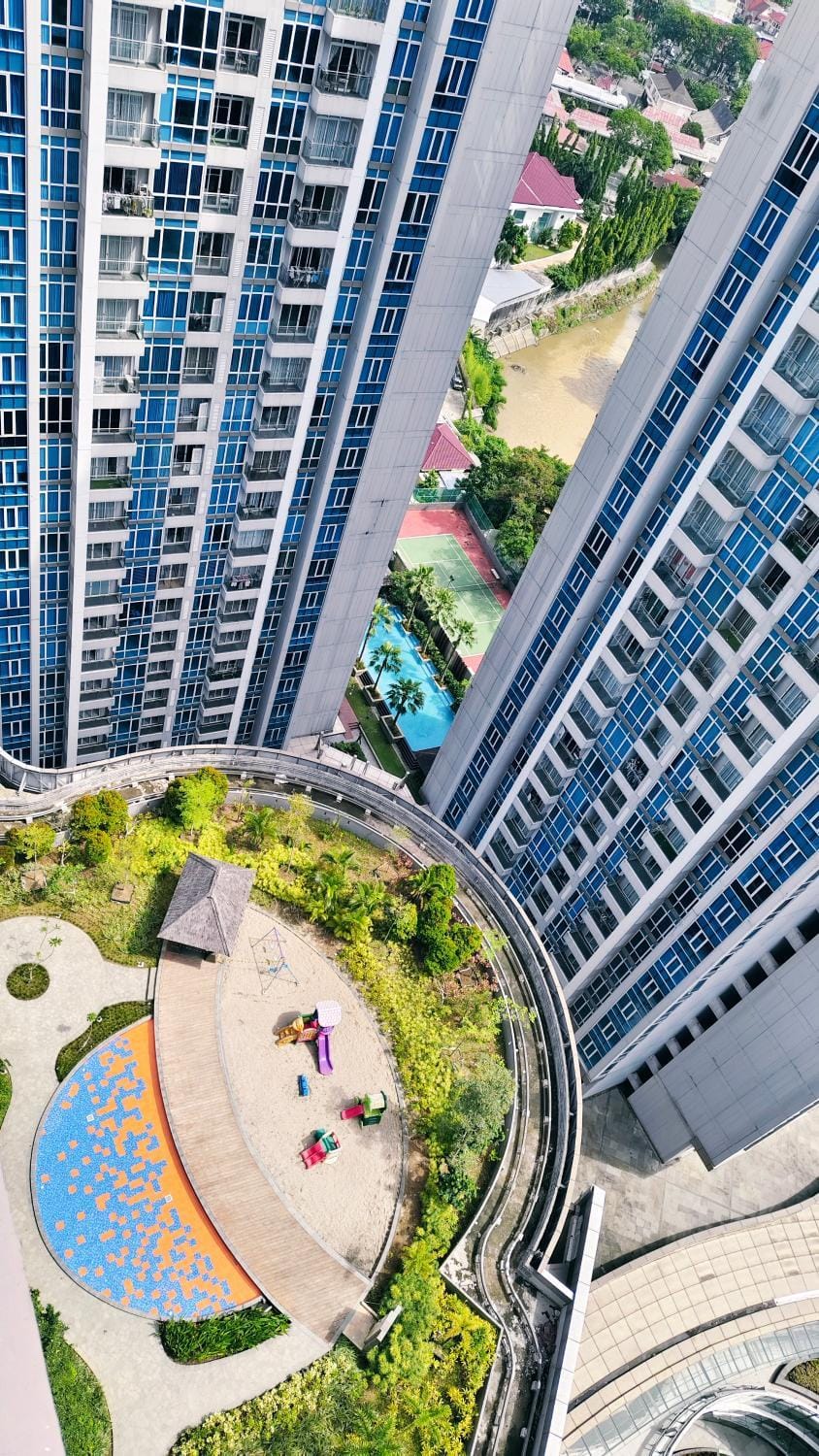 Property building, Bird's eye view, City view