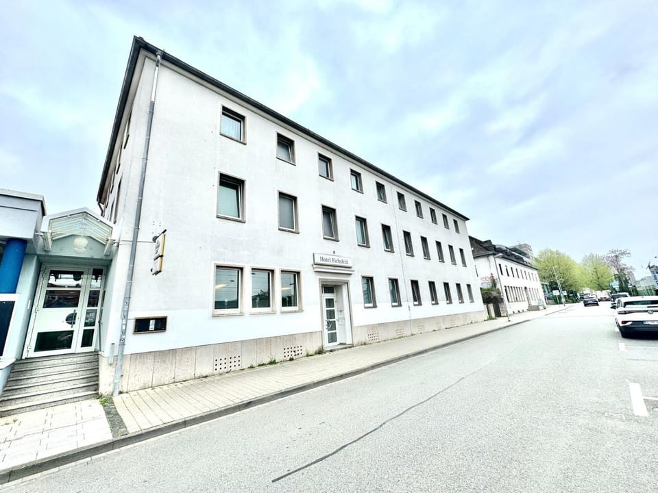 Property building, Street view