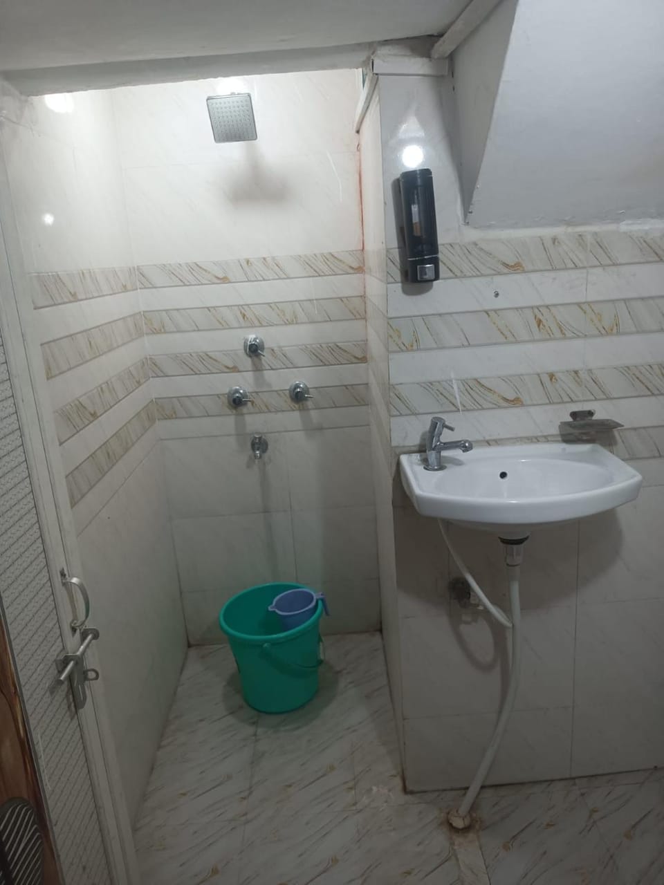 Sanskriti Guest House Bed and Breakfast in Varanasi