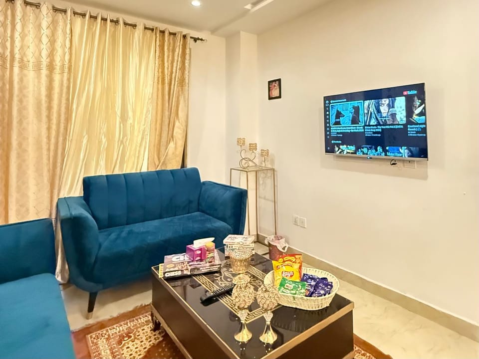 TV and multimedia, Seating area