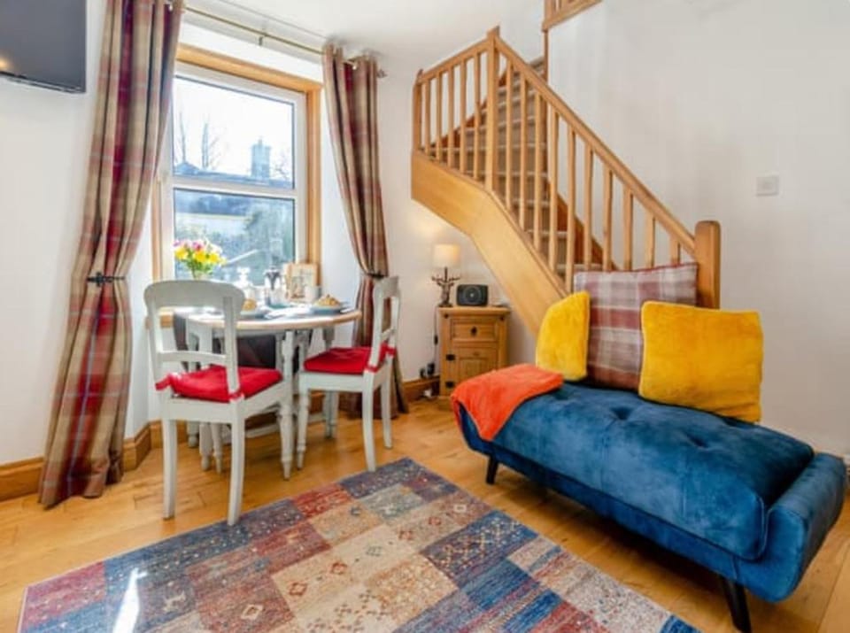 Cosy Romantic Cottage, Pitlochry House in Pitlochry