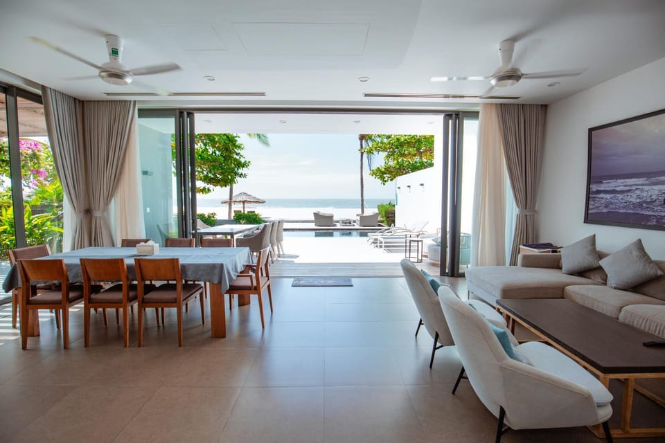 Beachfront 4 Bedrooms private pool villa Sanctuary Ho Tram resort Villa in Ba Ria - Vung Tau