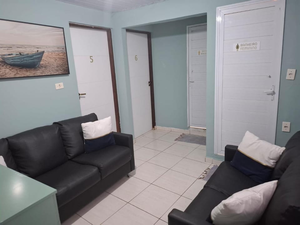 Vitoria Hostel Bed and Breakfast in Guarulhos