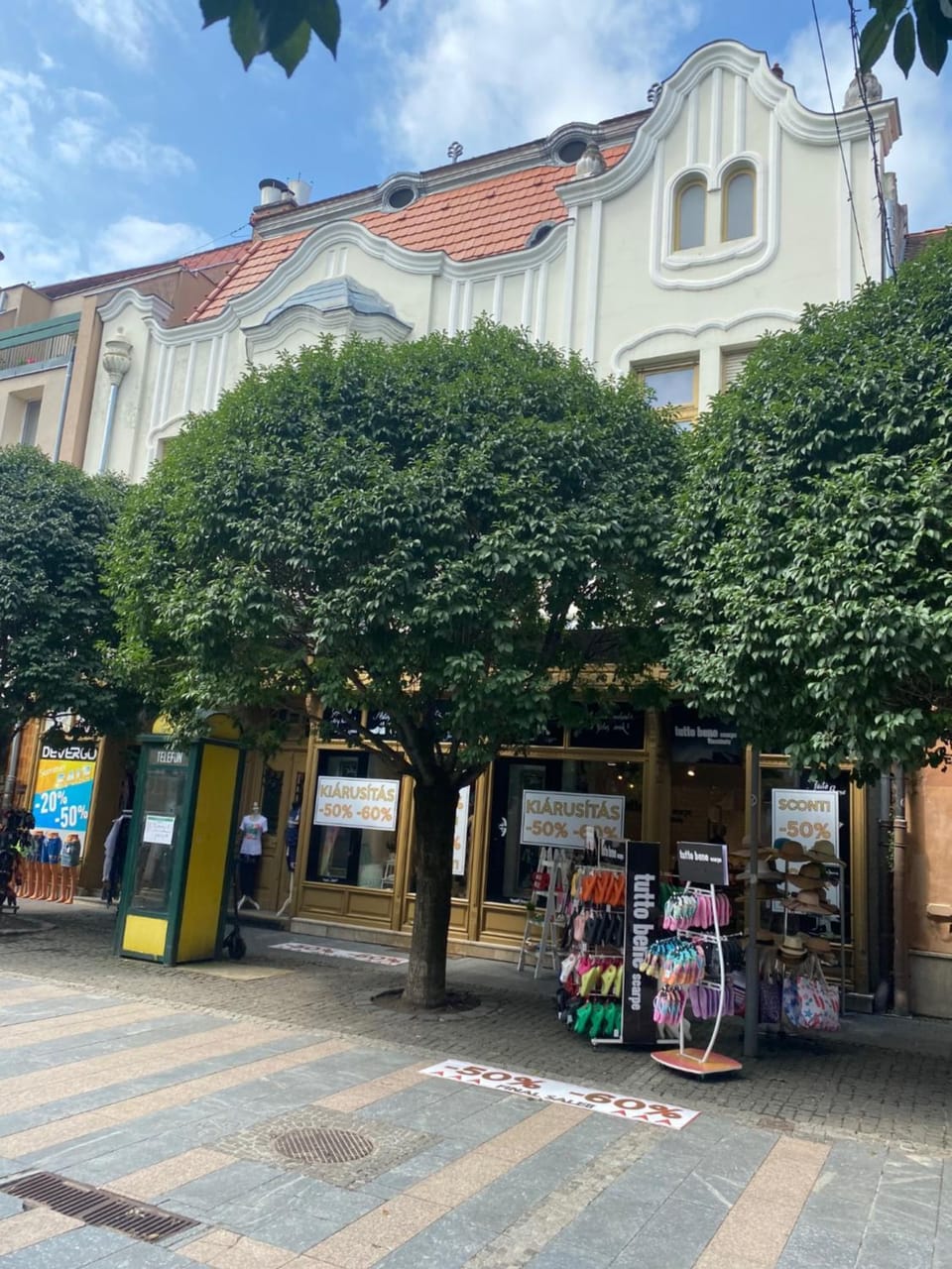 Property building, Street view