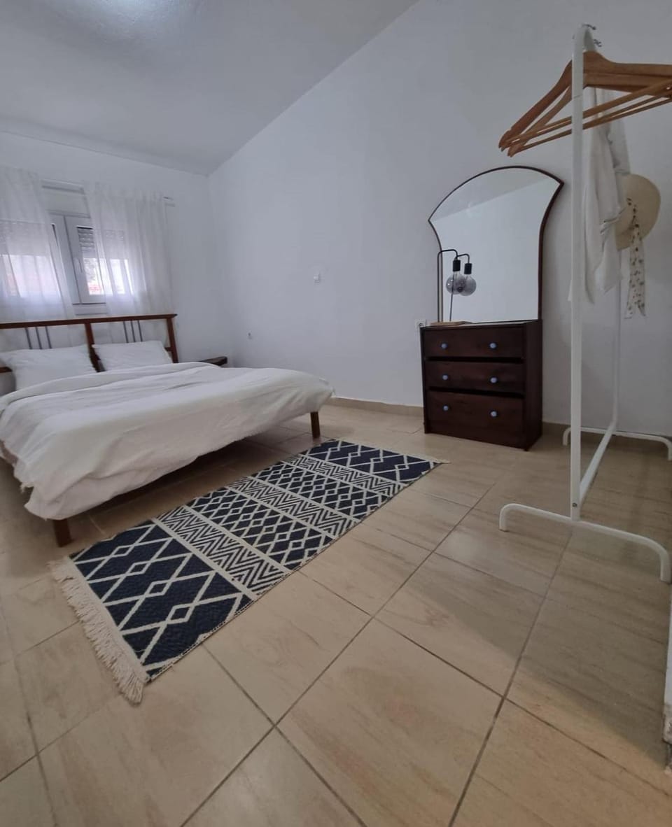 Roni's Place Bed and Breakfast in Halkidiki