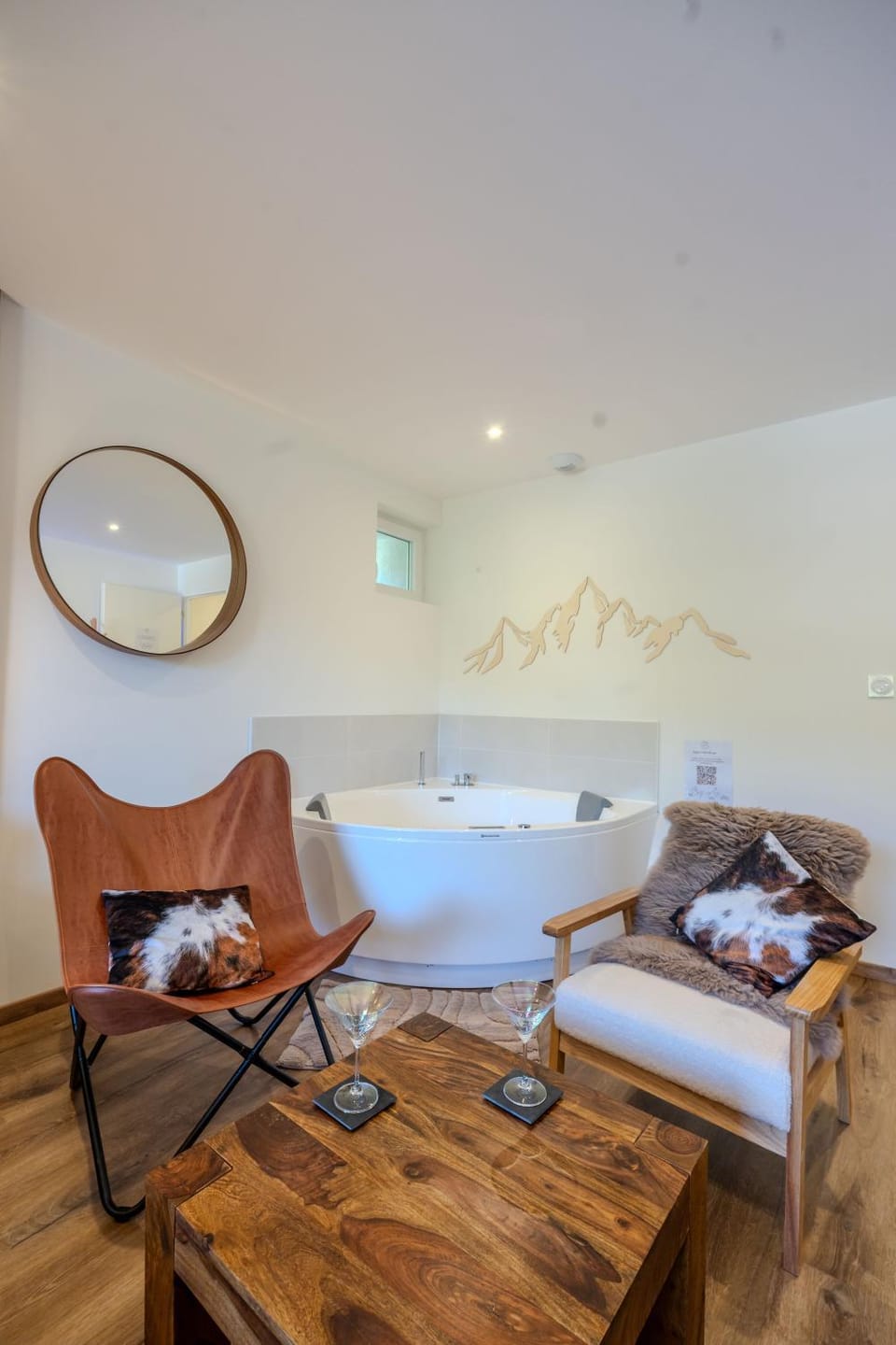 L'Ostalet suite luxe Jacuzzi Apartment in Catalonia